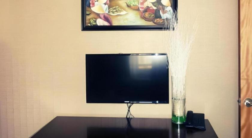 Khách sạn Golden Ant 2*